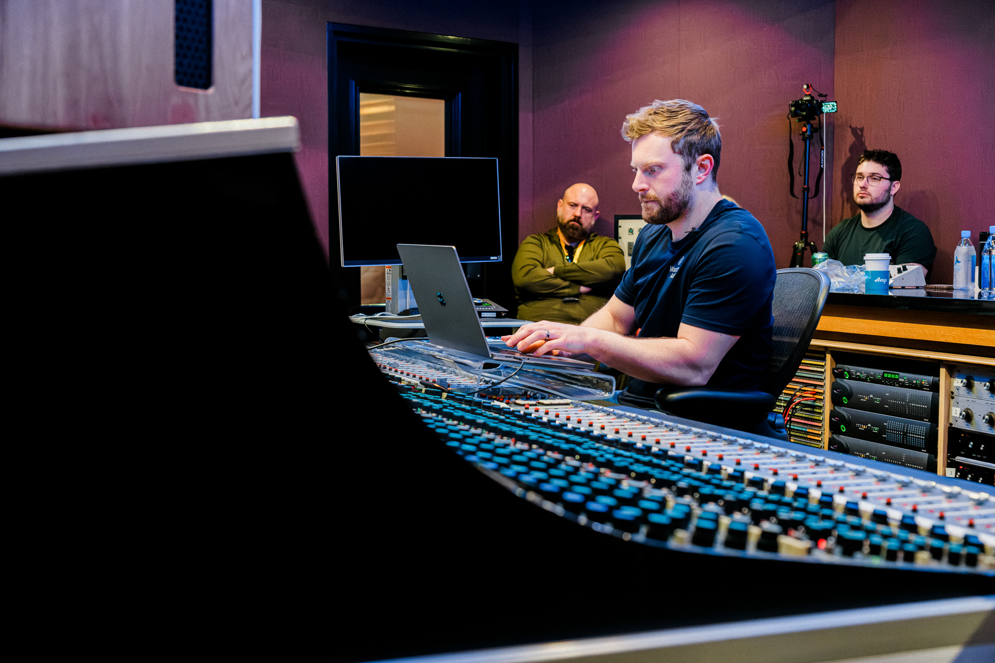 A six-phase workflow for compressing a whole mix